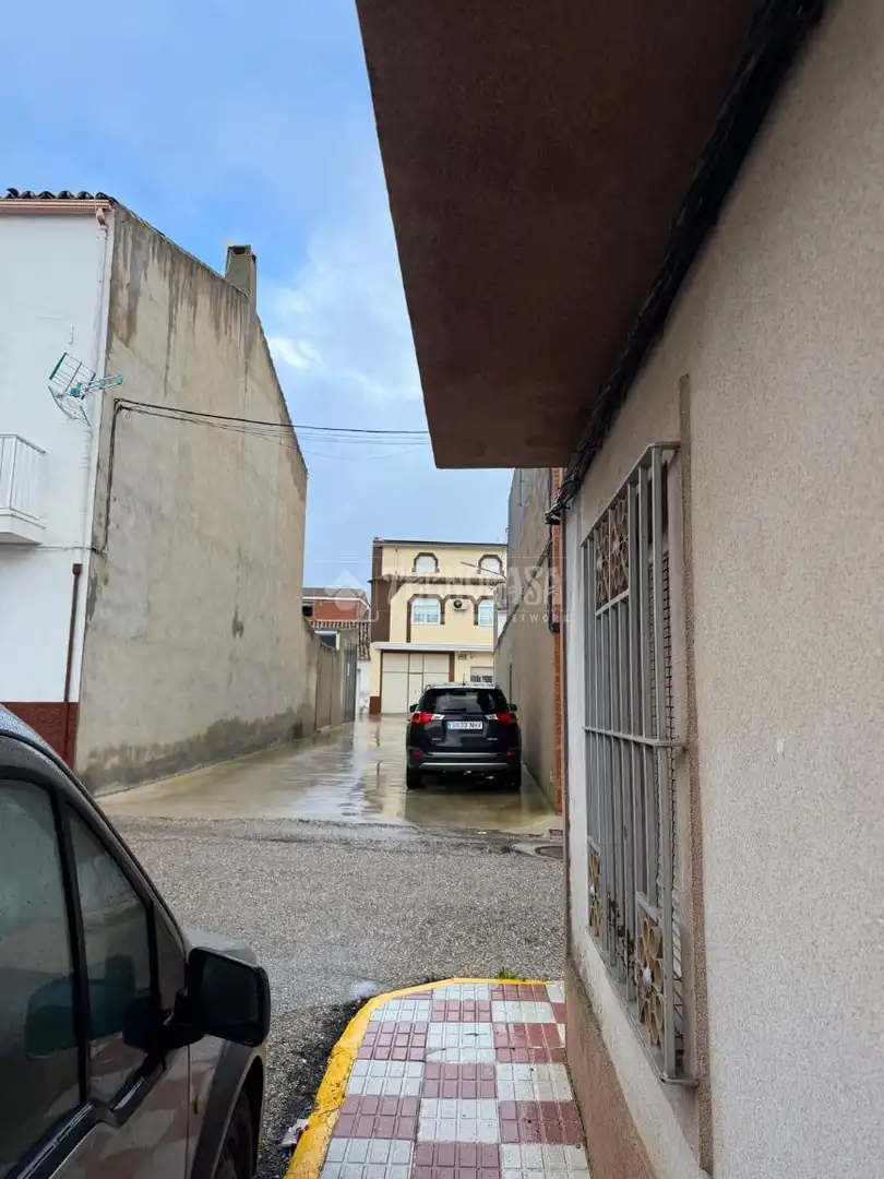 Exterior view of Houses for sale in Baeza  with Furnished and Balcony