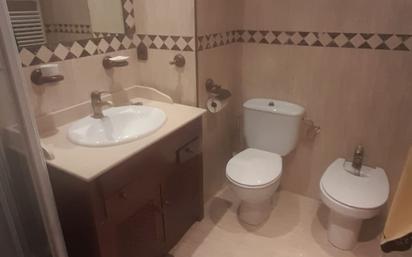 Bathroom of Flat for sale in Palencia Capital