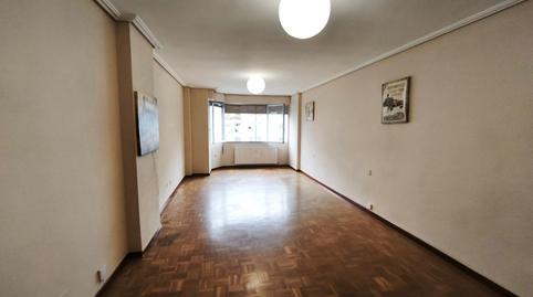 Photo 2 of Flat for sale in Calle Beato Tomas de Zumarraga, Txagorritxu, Araba - Álava