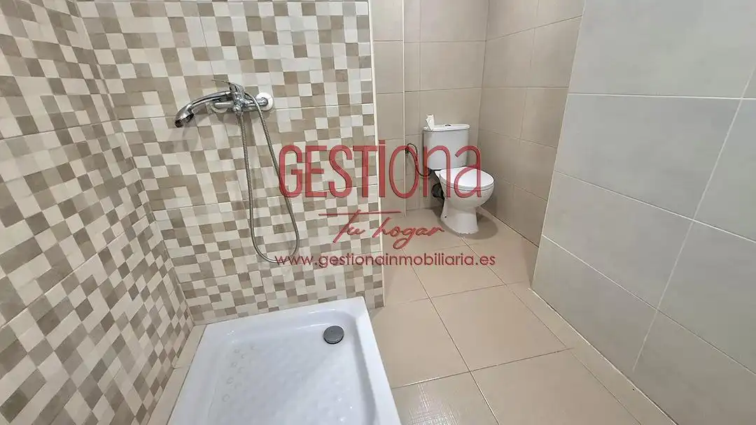 Local comercial en venda a Renedo, imagen 13