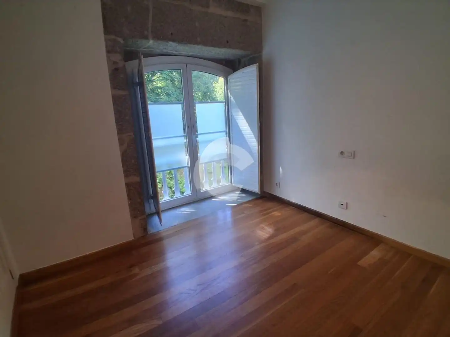 Terraza de Piso en venta en Mondariz-Balneario con Calefacción, Trastero y Piscina