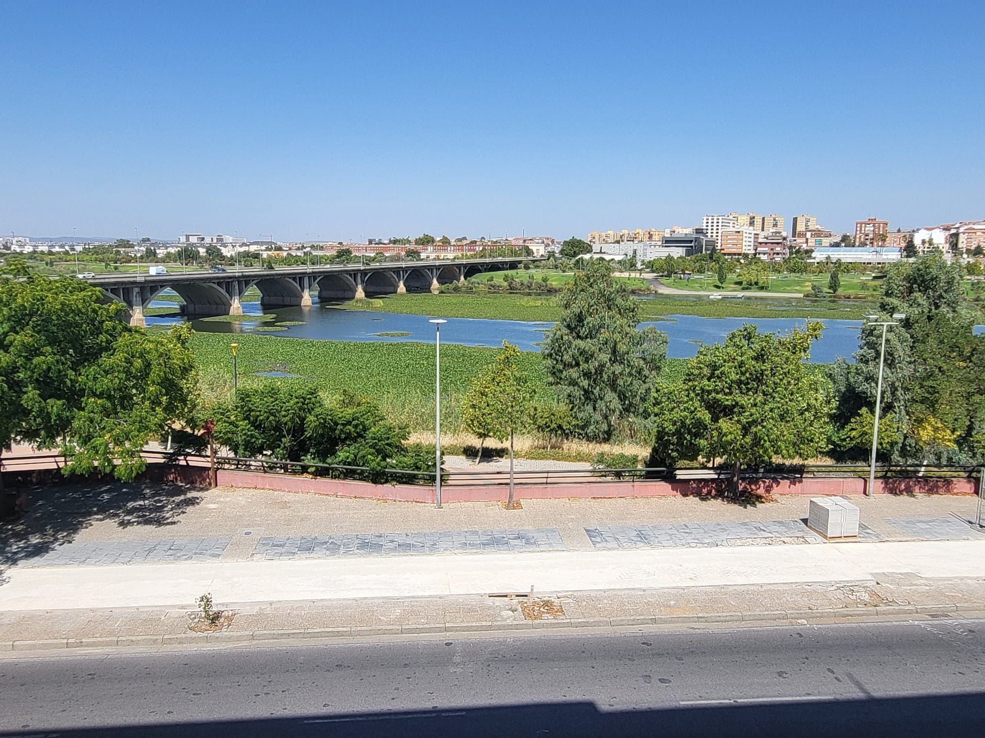 Flat to rent in Badajoz Capital  with Air Conditioner, Parquet flooring and Terrace