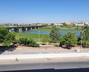 Flat to rent in Badajoz Capital  with Air Conditioner, Parquet flooring and Terrace
