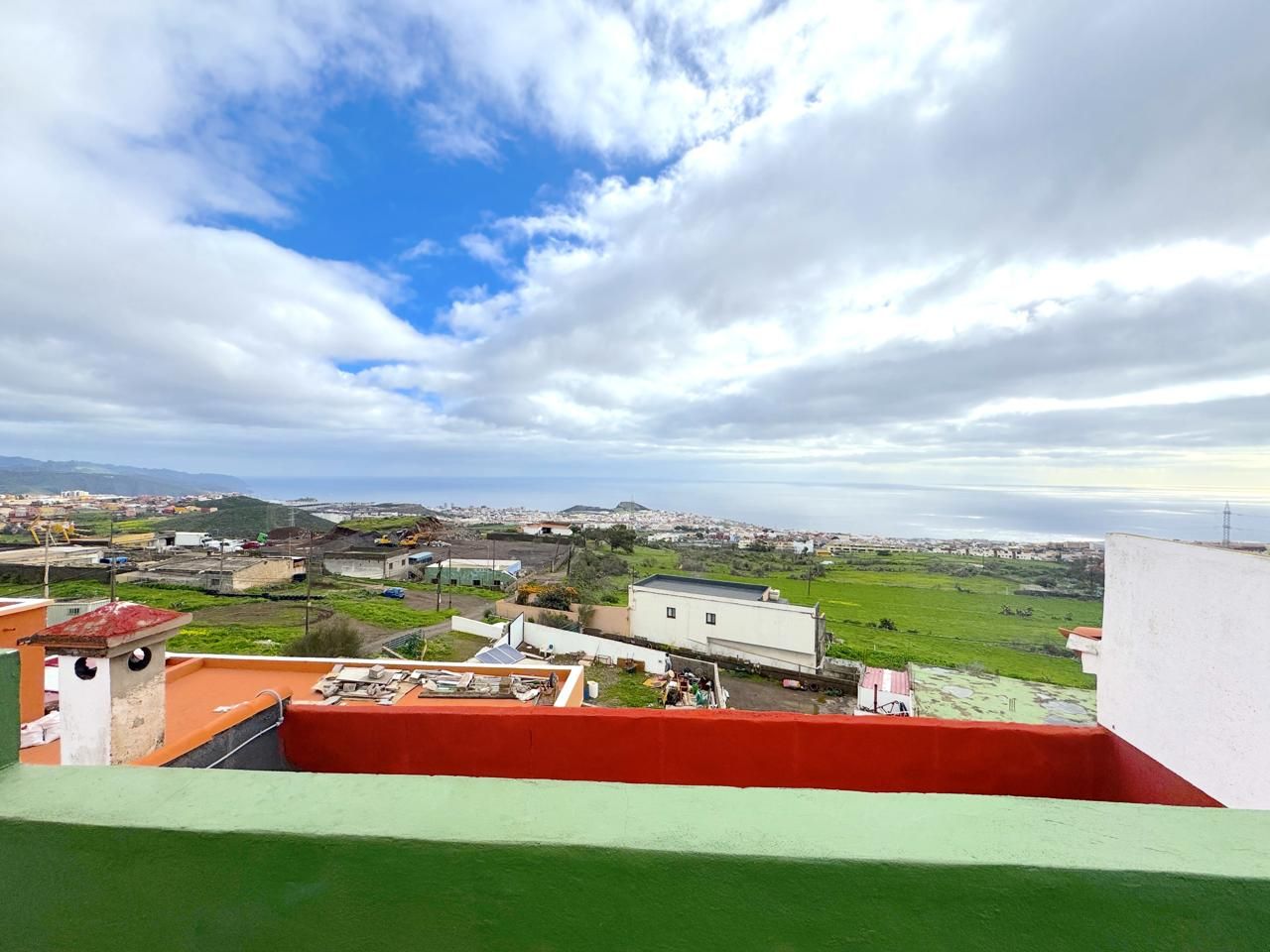 Exterior view of Flat for sale in  Santa Cruz de Tenerife Capital  with Terrace