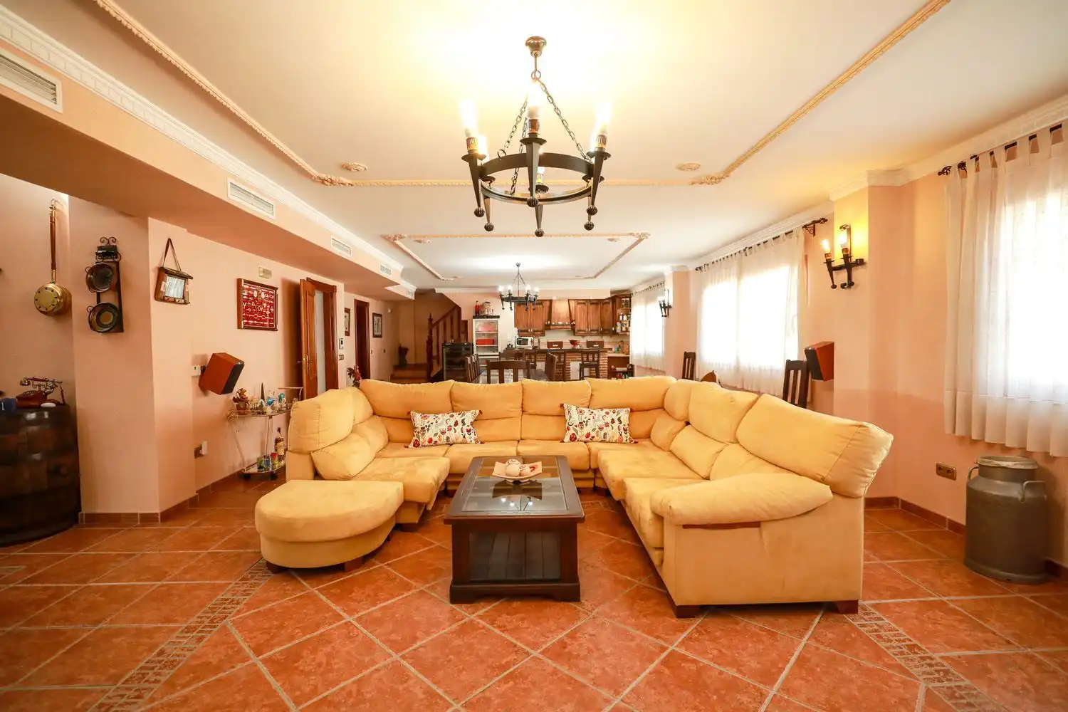 Sala de estar de Casa o chalet en venta en Pizarra con Aire acondicionado, Calefacción y Jardín privado