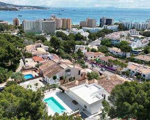 Vista exterior de Casa o xalet de lloguer en Calvià amb Aire condicionat