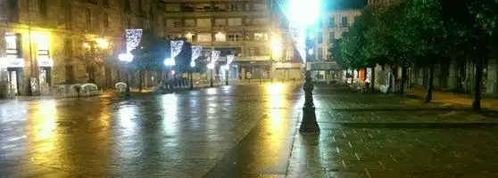 Büro mit Aufzug zur Miete in Bulevar Luciano Demetrio Herrero