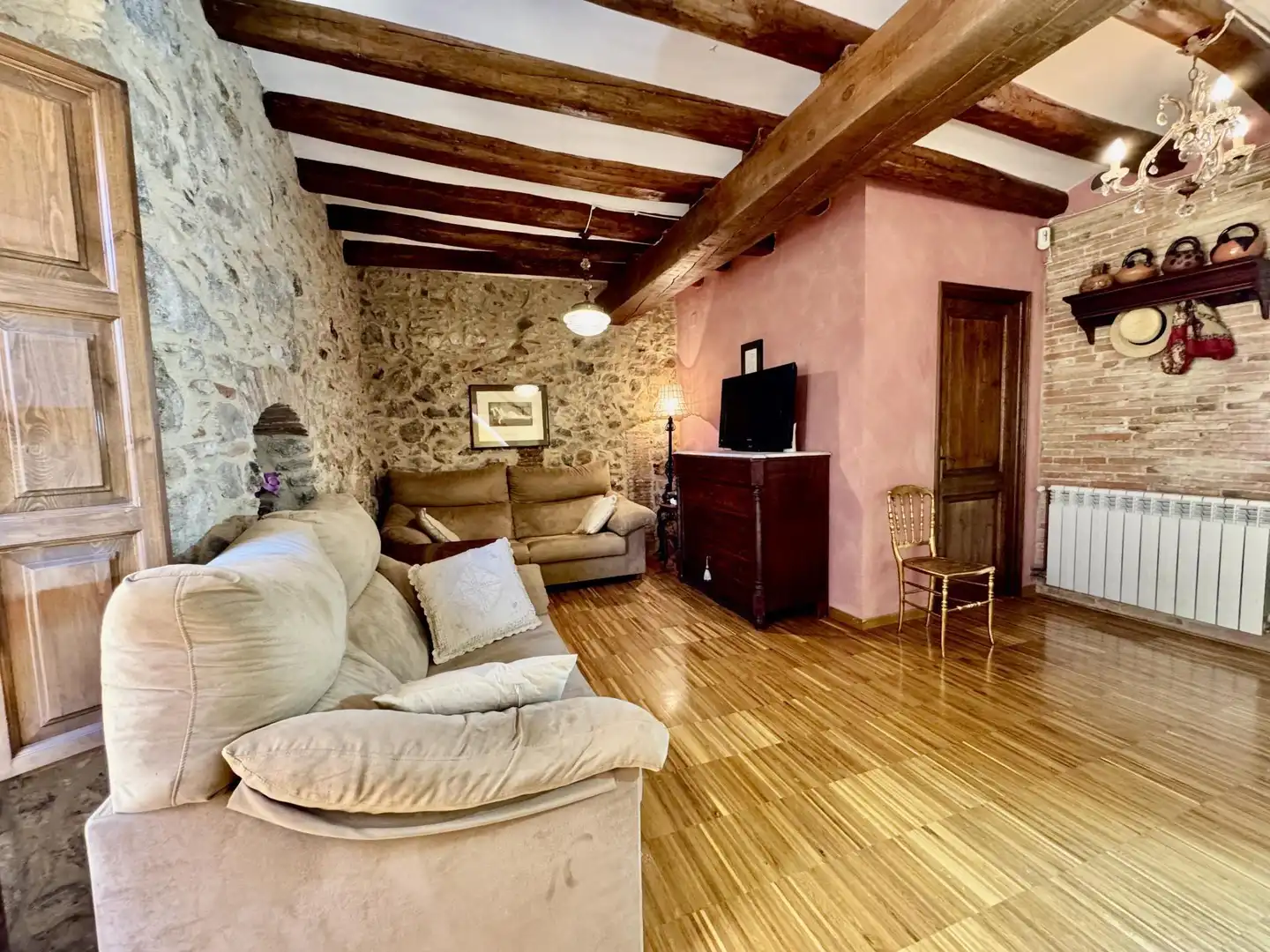 Sala d'estar de Casa o xalet en venda en Torroella de Montgrí amb Calefacció i Terrassa