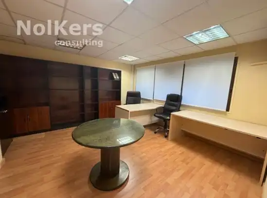 Oficina en venta en Barcelona con Aire acondicionado, Calefacción y Amueblado
