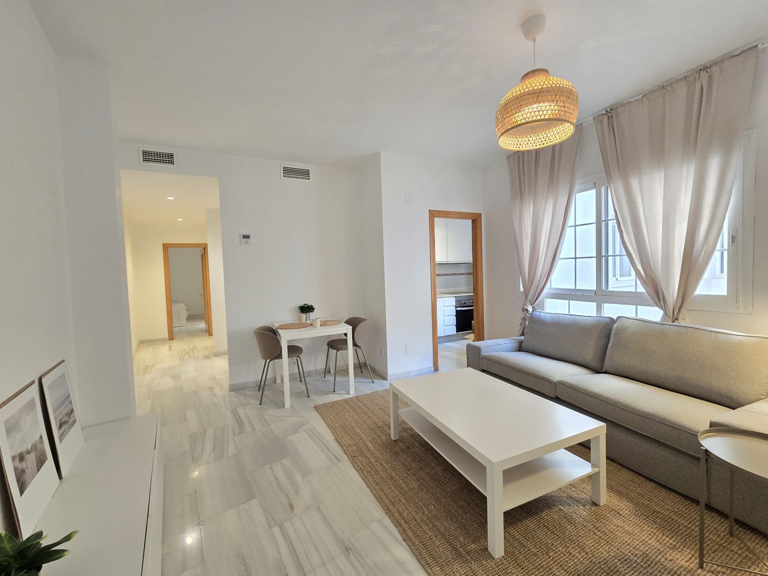 Living room of Flat for rent in Málaga Capital  with Air Conditioner, Heating and Furnished
