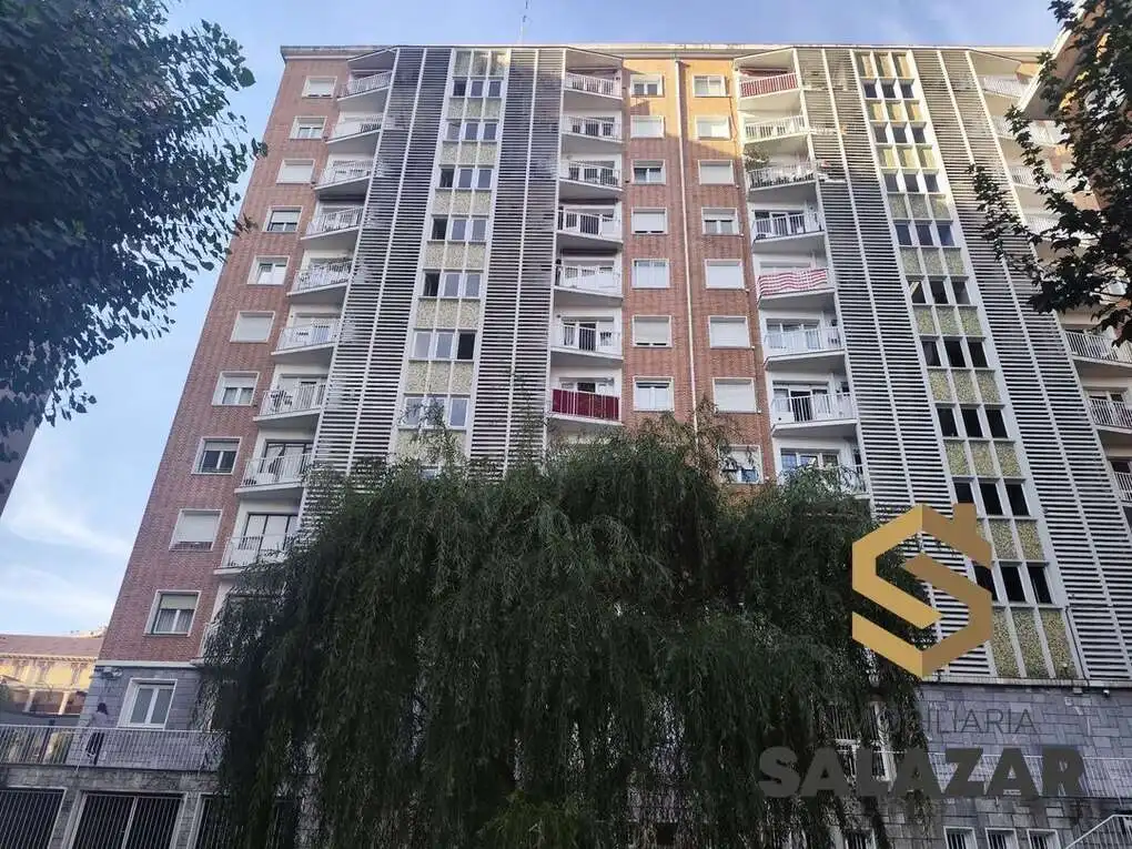 Piso con terraza en venta en Careaga Placido Plaza, imagen 47