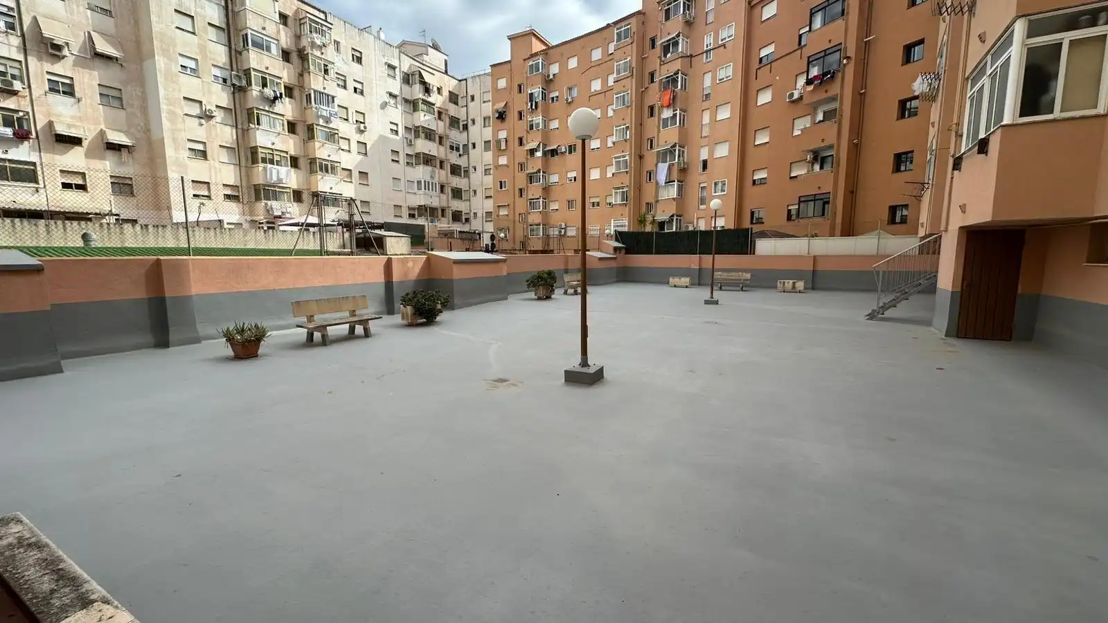 Terrasse von Wohnungen zum Verkauf in Castellón de la Plana / Castelló de la Plana mit Abstellraum, Möbliert und Balkon