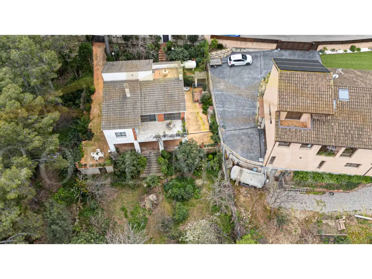Vista exterior de Casa o xalet en venda en Corbera de Llobregat amb Aire condicionat, Calefacció i Jardí privat