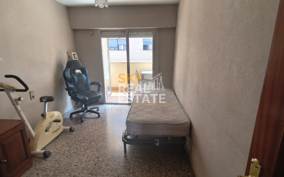 Bedroom of Flat for sale in Dénia  with Air Conditioner, Oven and Washing machine