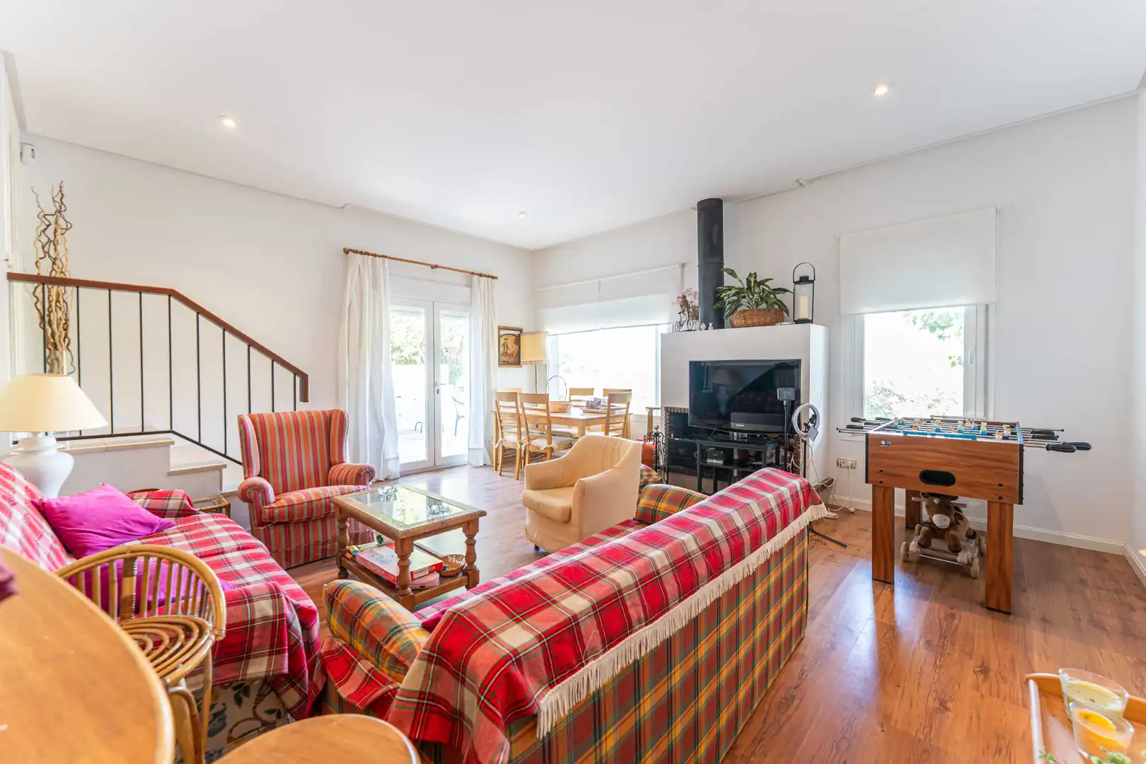 Sala d'estar de Casa o xalet en venda en Torrelodones amb Calefacció, Jardí privat i Parquet
