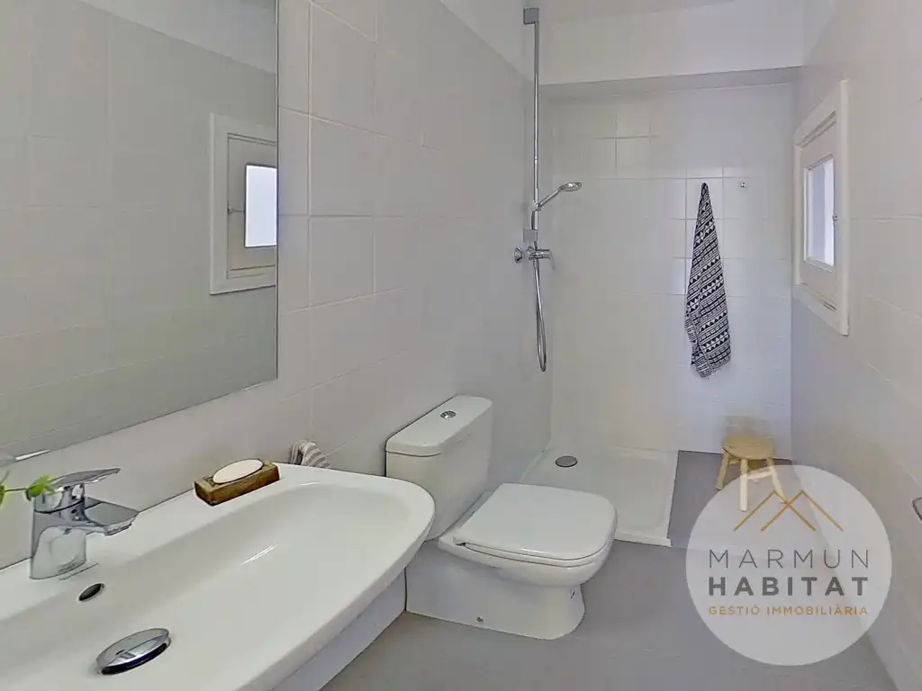 Baño de Casa o chalet de alquiler en Caldes d'Estrac con Terraza, Piscina y Amueblado