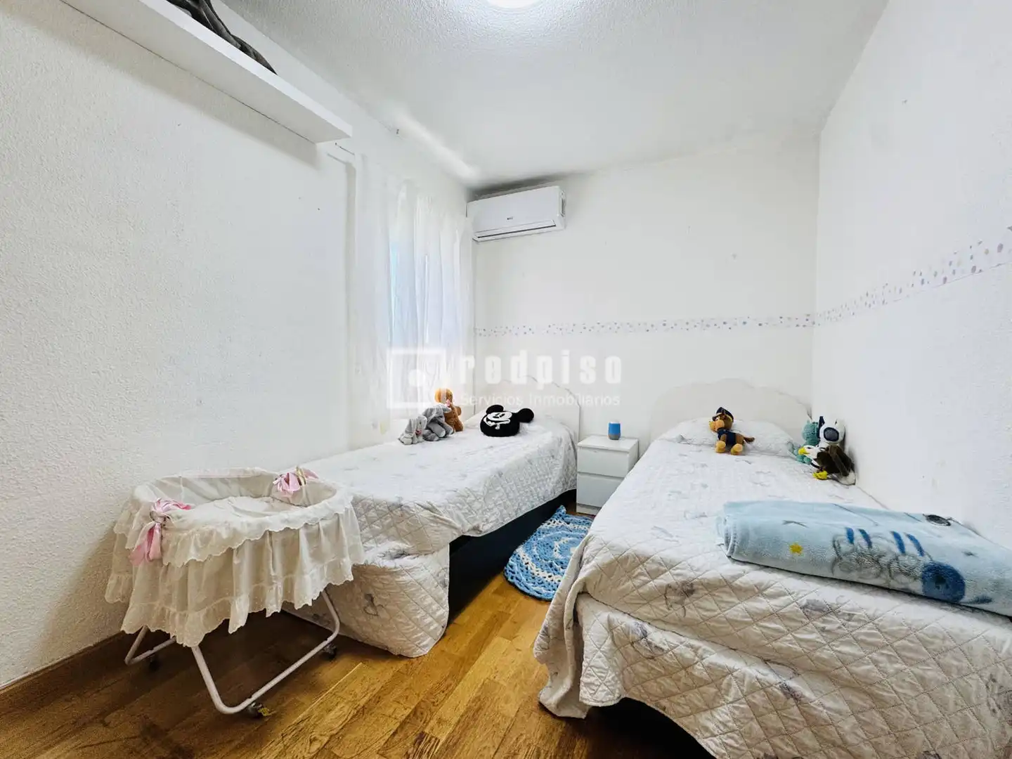 Bedroom of Flat for sale in Fuenlabrada  with Heating, Private garden and Parquet flooring