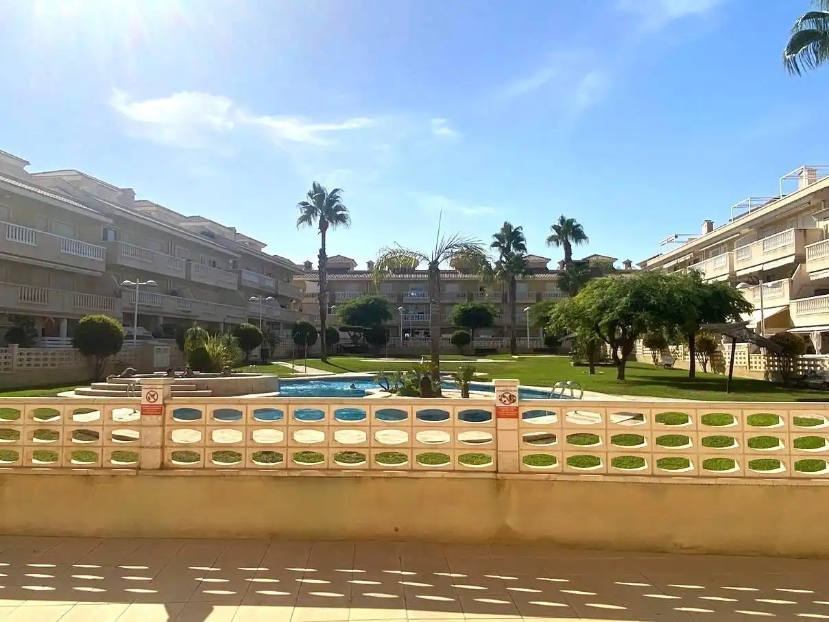 Flat with terrace for sale in Gran Alacant, imagen 2