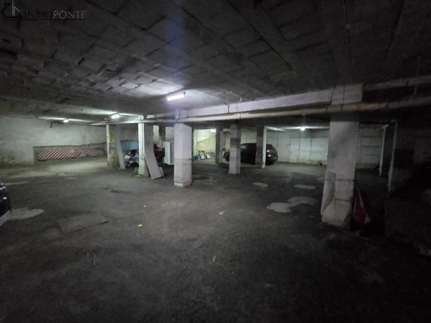 Garage for sale in Pontevedra Capital 