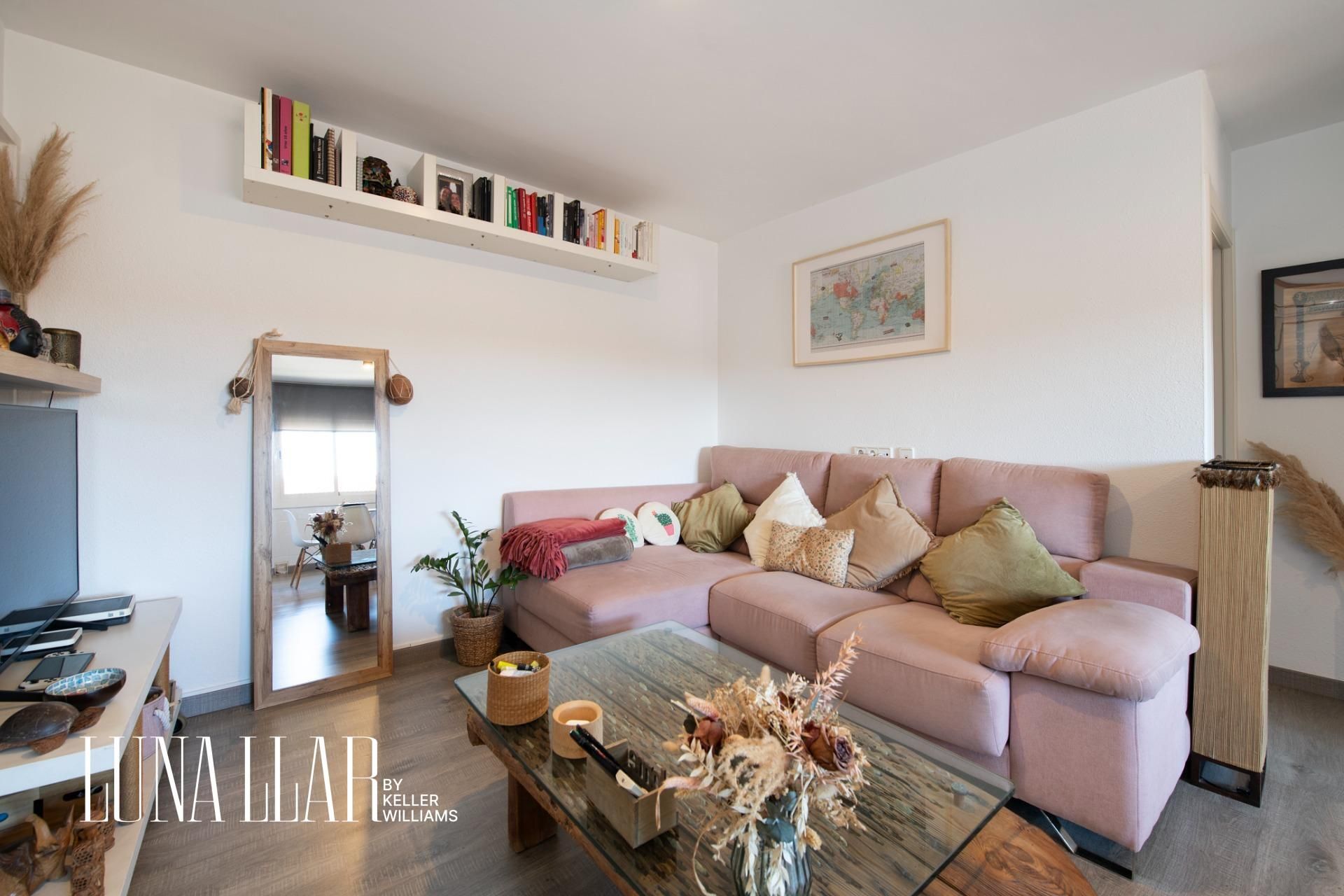 Living room of Attic for sale in Castelldefels