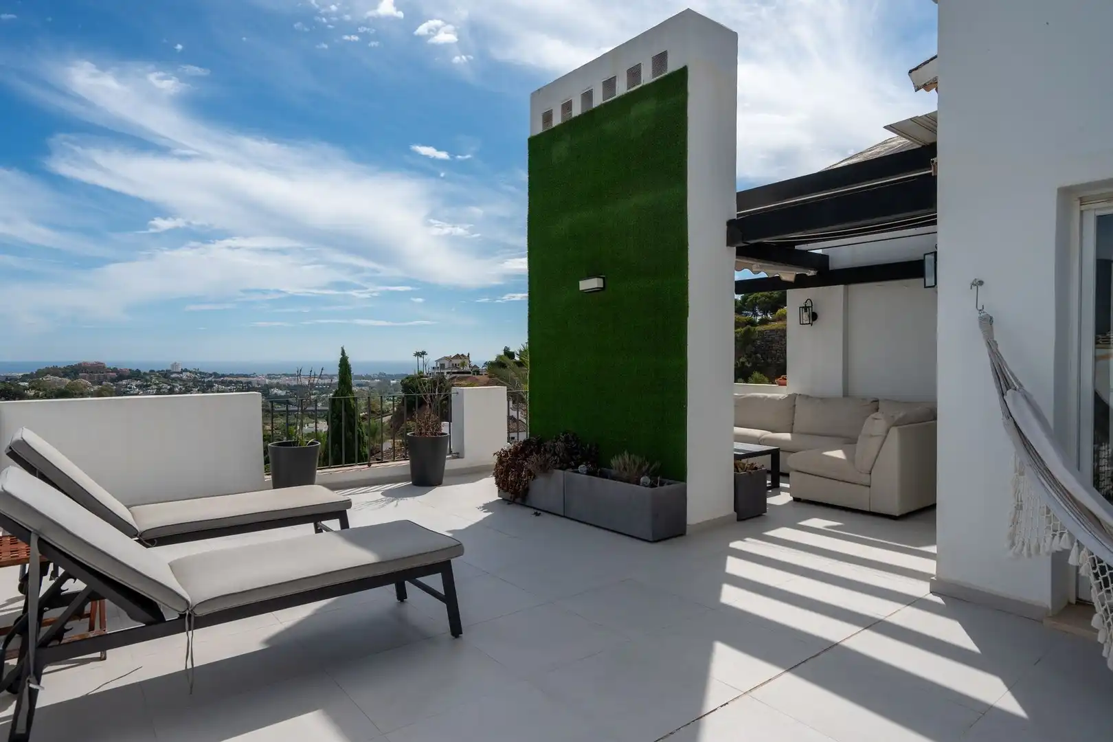 Penthouse with balcony for sale in La Quinta, imagen 17