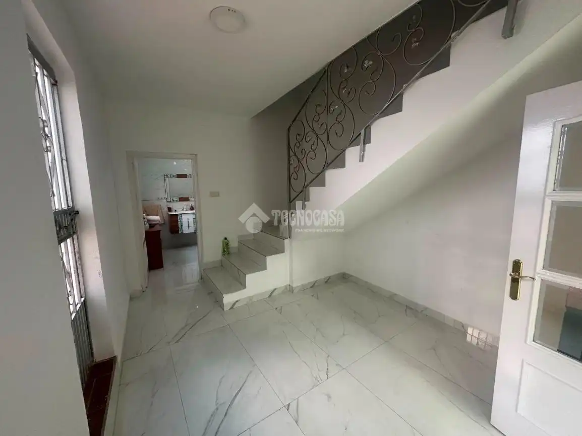 Detached homes for sale in Mengíbar  with Air Conditioner, Terrace and Balcony