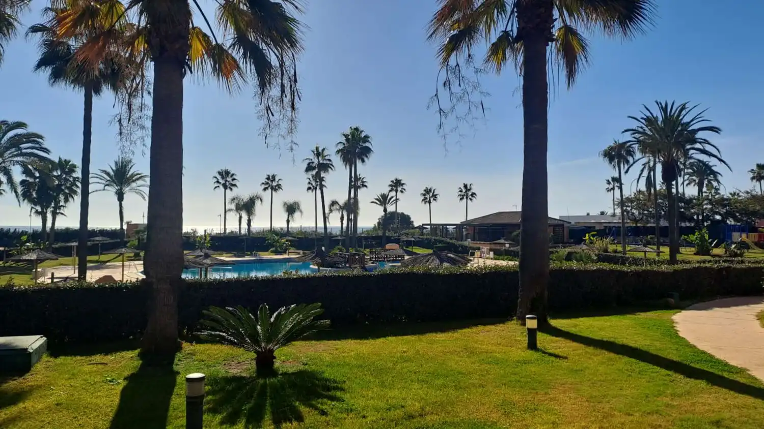 Garten von Wohnungen zum Verkauf in Islantilla mit Klimaanlage, Heizung und Terrasse