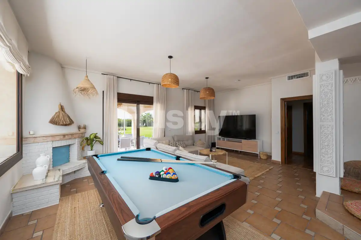 Sala d'estar de Casa o xalet en venda en Elche / Elx amb Aire condicionat, Calefacció i Jardí privat