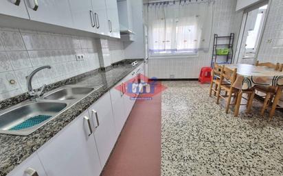 Kitchen of Flat for sale in Salceda de Caselas  with Balcony