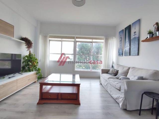 Piso en Alquiler en Armada Española en Caranza