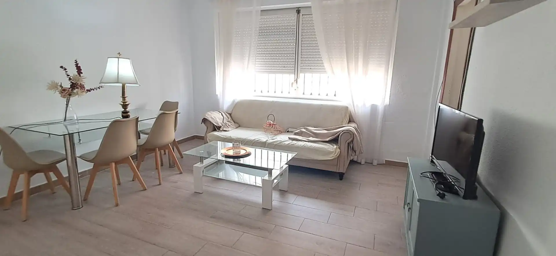 Sala de estar de Piso en venta en Utrera con Aire acondicionado, Trastero y Balcón