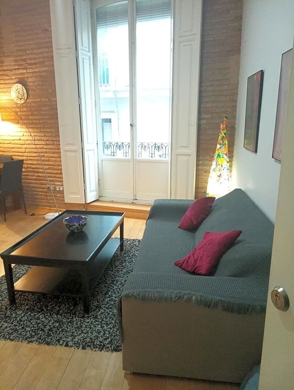 Living room of Flat for rent in  Valencia Capital  with Air Conditioner, Terrace and Furnished