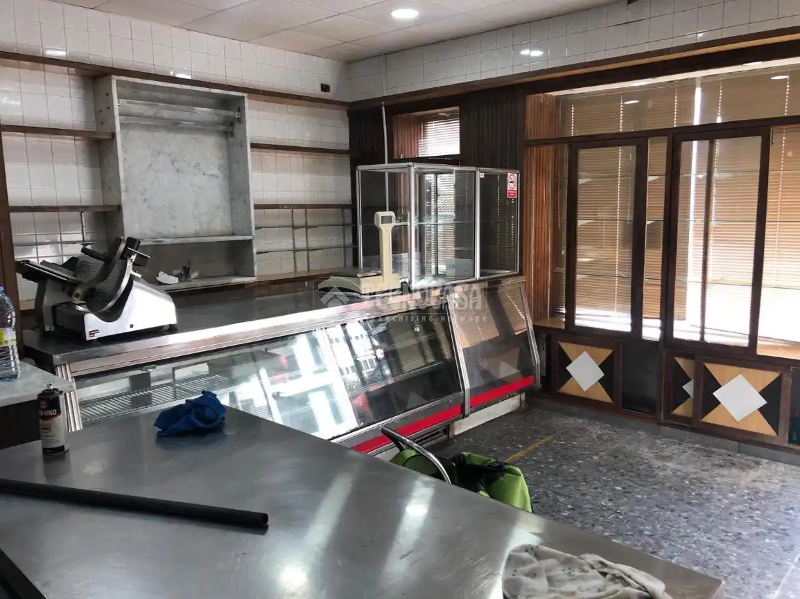 Local comercial en venda a Astilleros - La Paz  - Loreto - El Corte Inglés, imagen 4
