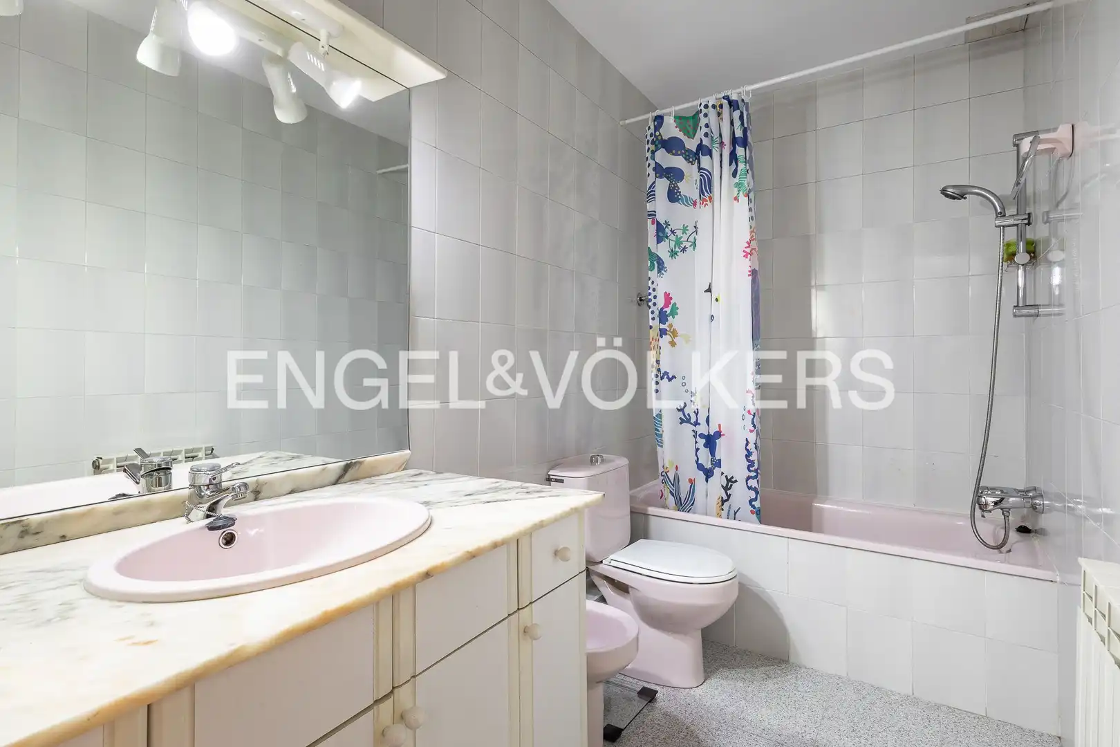 Baño de Casa o chalet en venta en Badalona con Aire acondicionado, Calefacción y Terraza