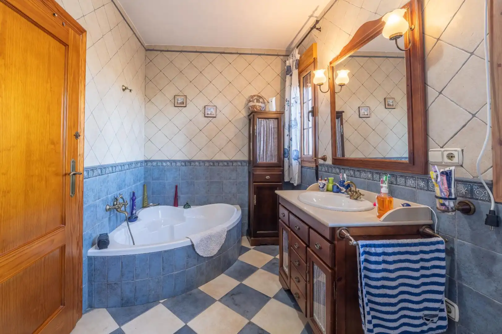Baño de Casa o chalet en venta en Baza