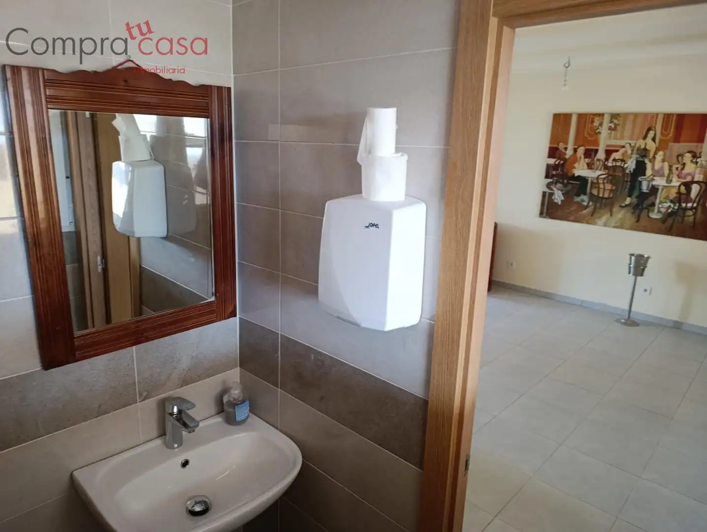 Badezimmer von Geschaftsraum zur Miete in Palazuelos de Eresma