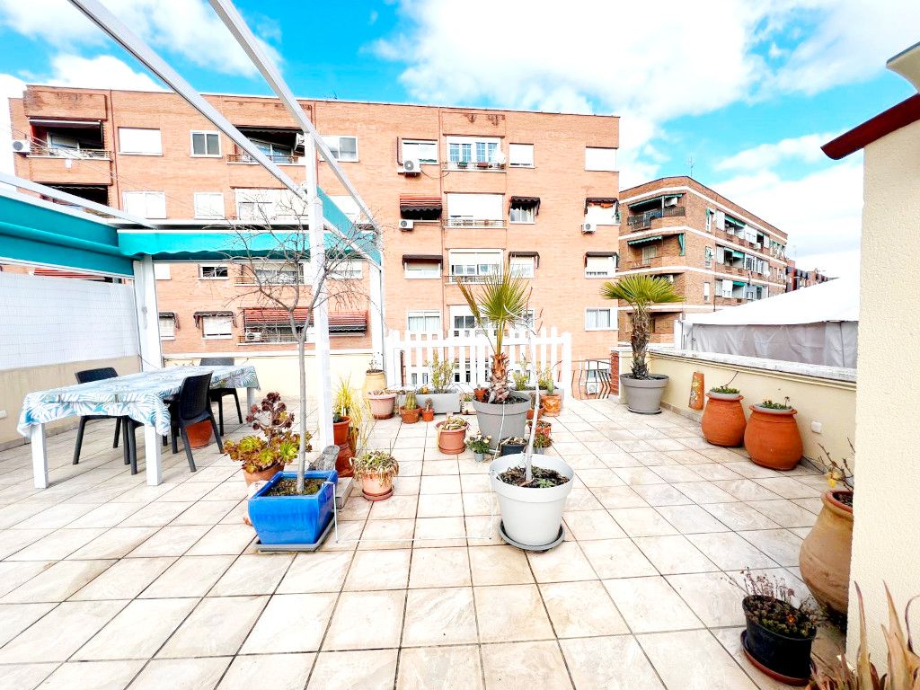 Terrassa de Àtic en venda en Alcalá de Henares amb Aire condicionat, Calefacció i Terrassa