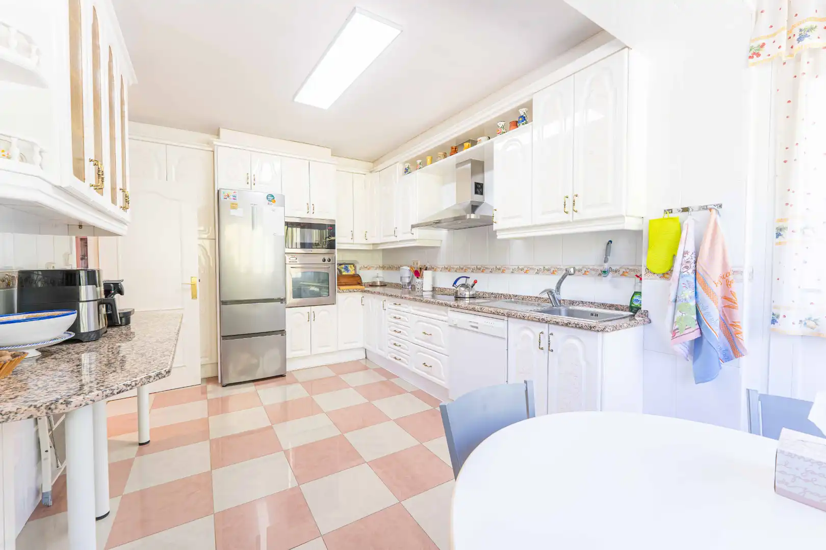 Kitchen of Houses for sale in Guadarrama  with Air Conditioner, Heating and Private garden