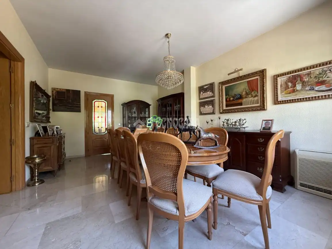 Comedor de Casa o chalet en venta en Madrid con Calefacción y Trastero