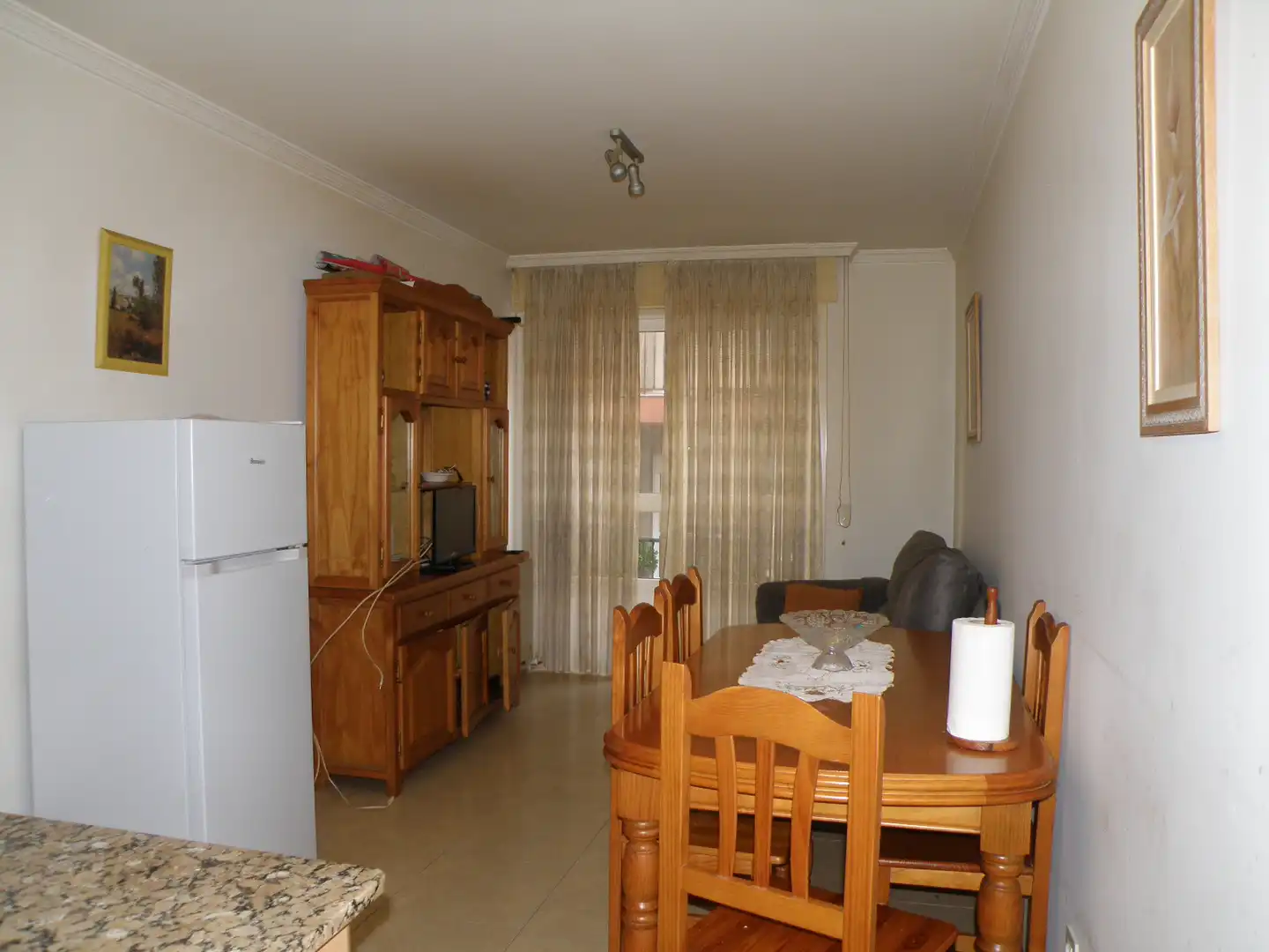 Sala de estar de Apartamento de alquiler en Ribeira con Calefacción, Trastero y Amueblado