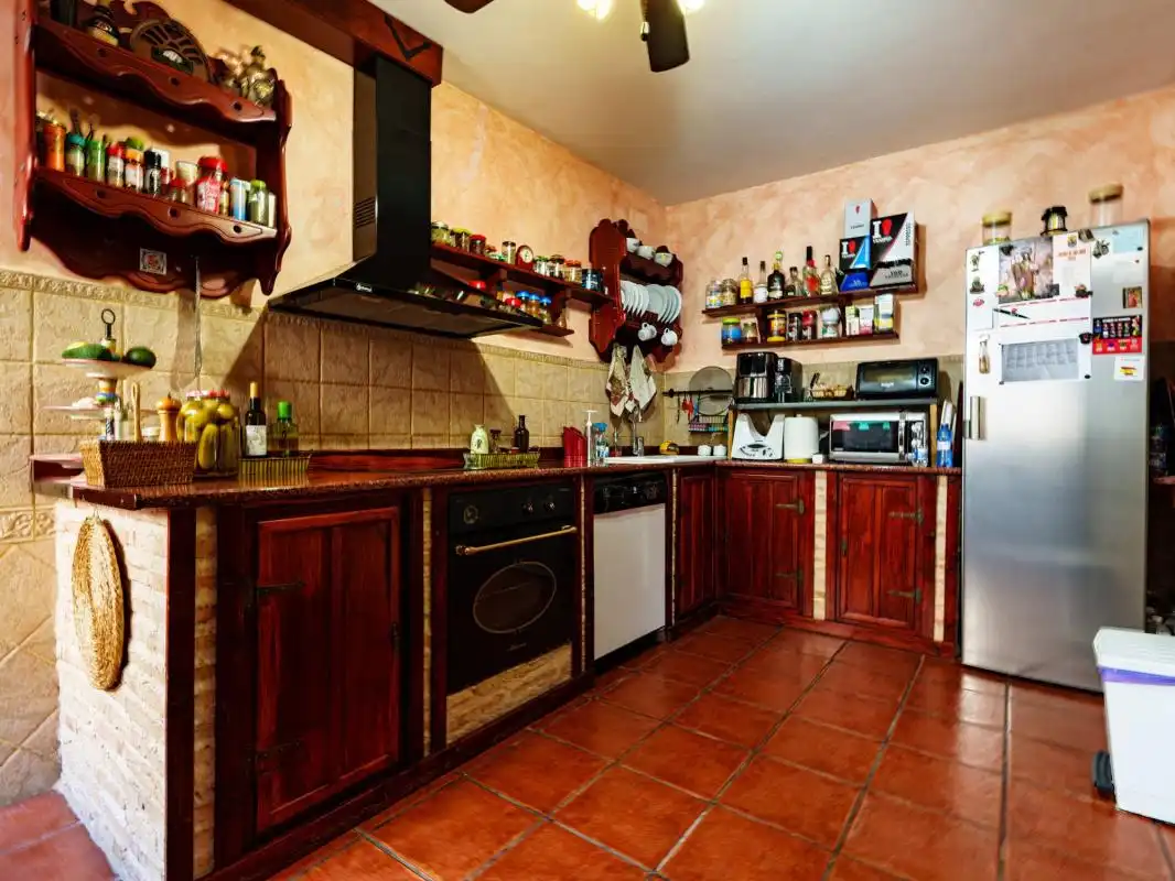Casa o chalet en venta en C. Ramón y Cajal, Arenas de San Juan