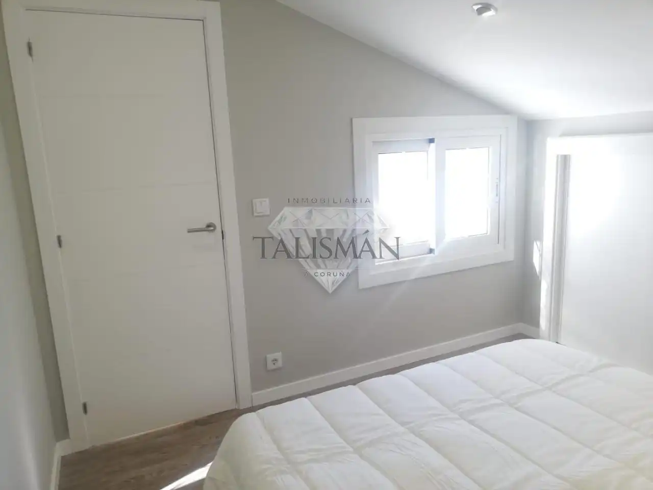 Habitación de Piso de alquiler en Nigrán con Terraza y Amueblado