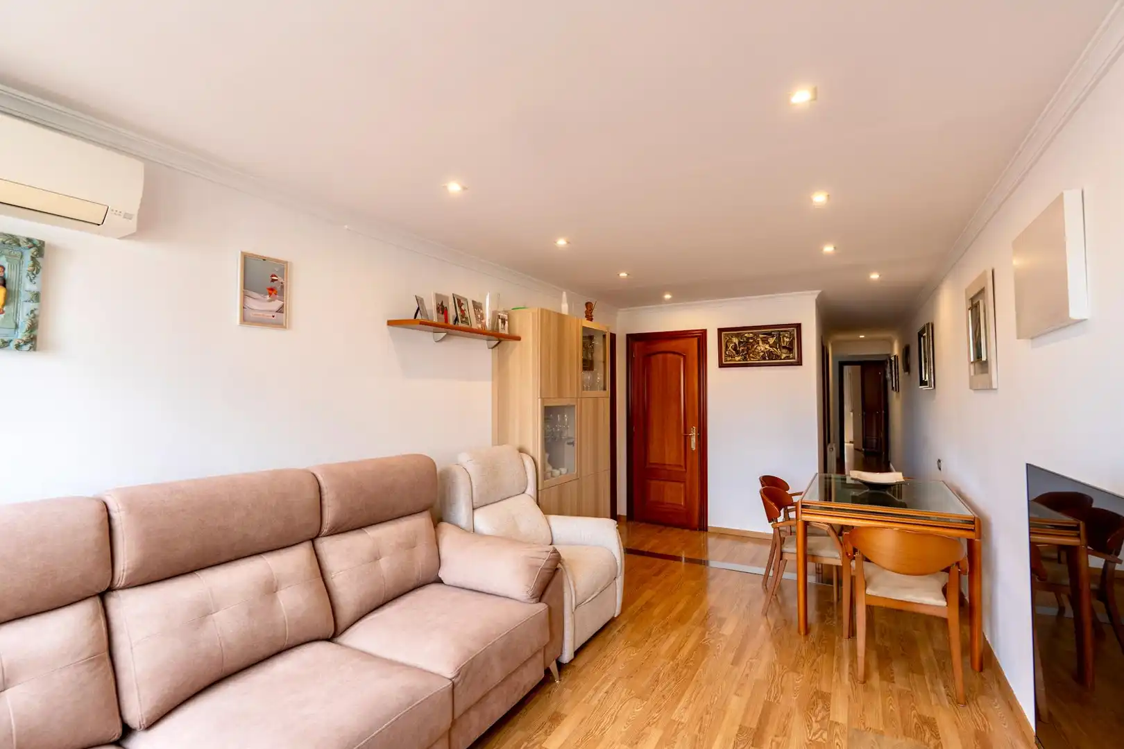 Apartamento con terraza en venta en Can Serra - Pubilla Cases