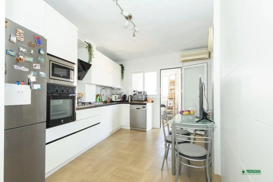 Cocina de Piso en venta en Almería con Terraza