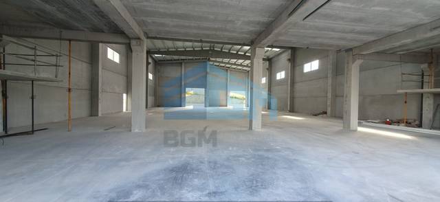 Nave industrial en Alquiler en Negreira