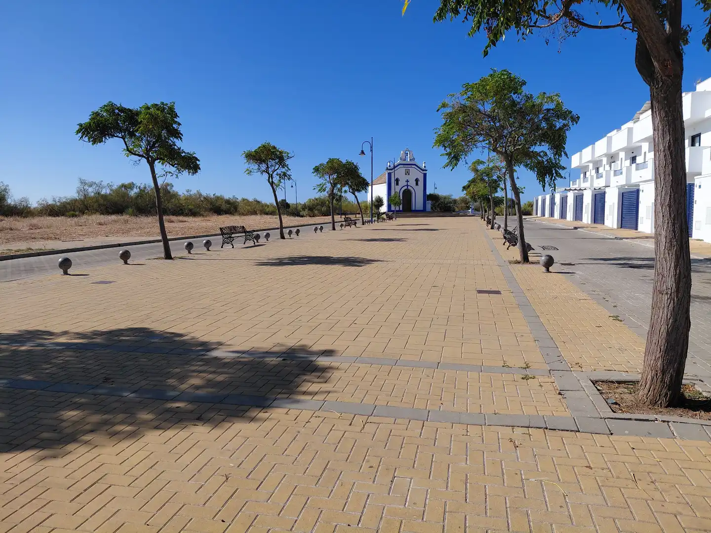 Vista exterior de Casa adosada en venta en Ayamonte con Terraza y Balcón
