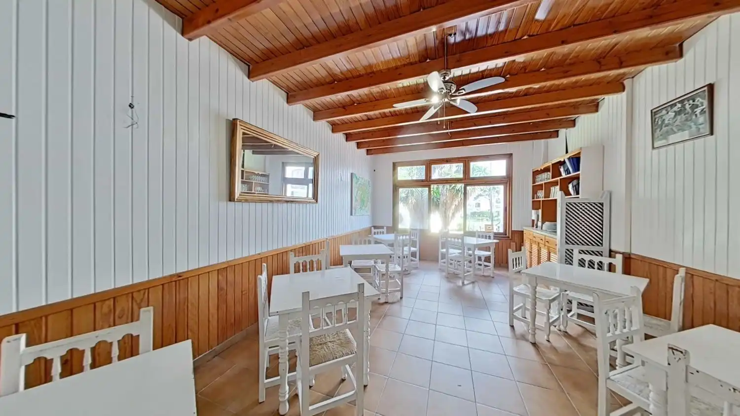 Commercial properties for sale in Nicaragua (de) (elviria), Elviria