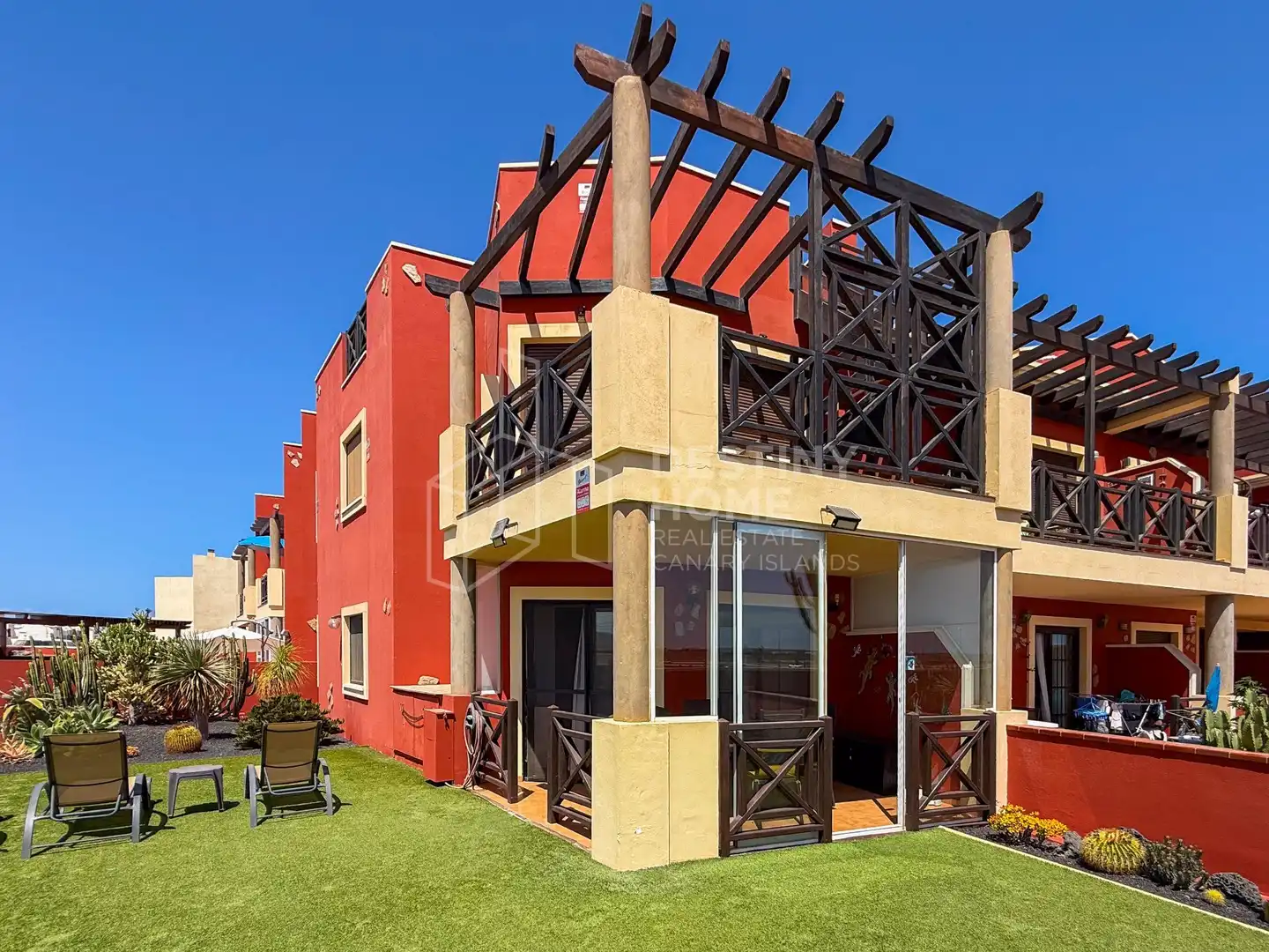 Exterior view of Apartments for sale in La Oliva  with Private garden, Terrace and Furnished