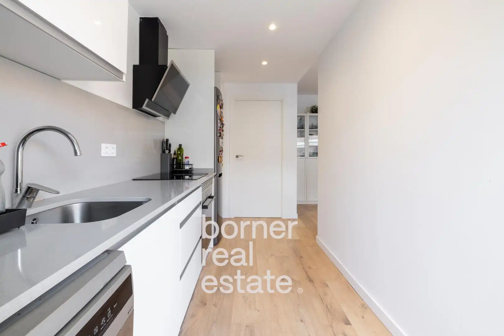 Exterior view of Flat for sale in Terrassa  with Air Conditioner, Heating and Parquet flooring