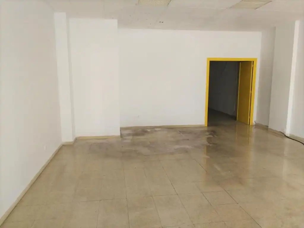 Local comercial en venda a Avinguda de la Pau 18, imagen 4